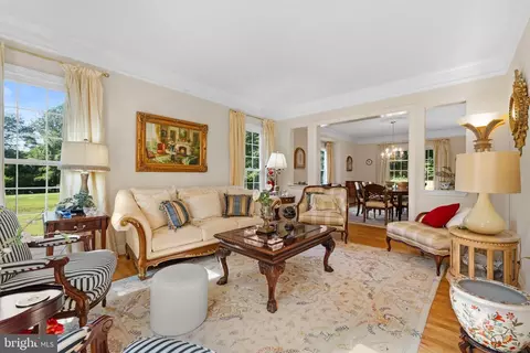 Living - 6281 Timarron Cove Ln, Burke, VA 22015 photo 1 of 6