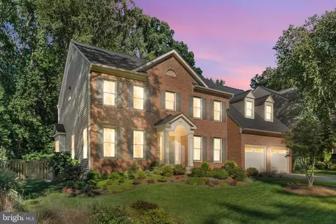 Exterior - 6281 Timarron Cove Ln, Burke, VA 22015 photo 13 of 13