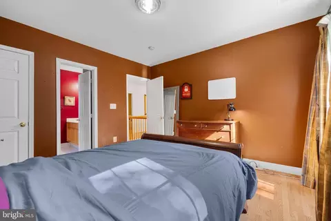 Bedroom - 6281 Timarron Cove Ln, Burke, VA 22015 photo 6 of 8