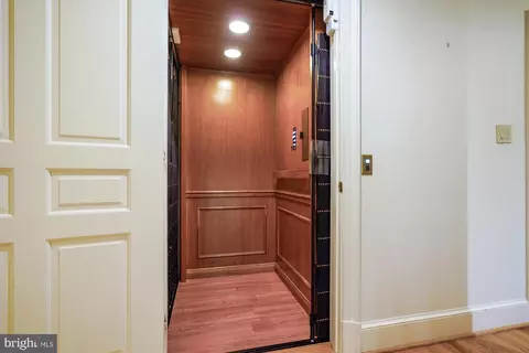 702 Belgrove Rd, Mclean, VA 22101 photo 15