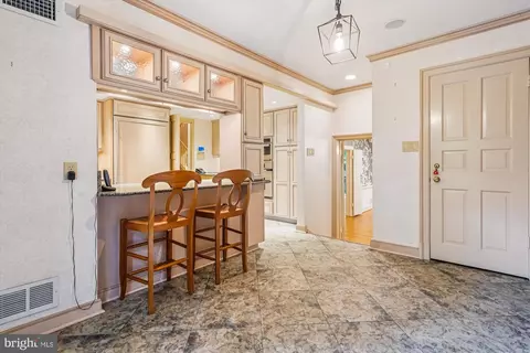 702 Belgrove Rd, Mclean, VA 22101 photo 7