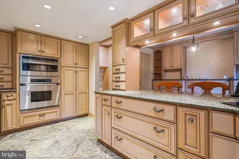 702 Belgrove Rd, Mclean, VA 22101 photo 6