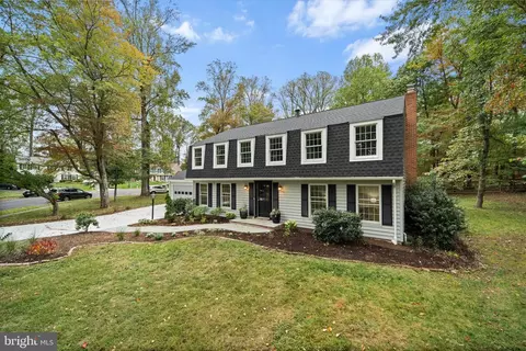 Exterior - 2657 Chiswell Pl, Herndon, VA 20171 photo 4 of 7