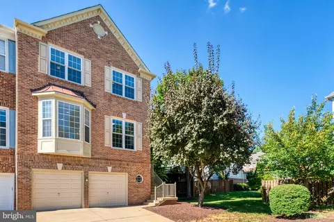 6850 Alicia Ct, Alexandria, VA 22310