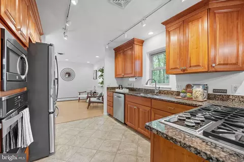 7404 Oriole Ave, Springfield, VA 22150 photo 21