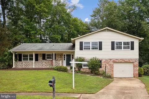 10600 Vennard Pl, Fairfax, VA 22032