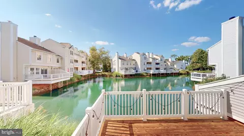 3345 Lakeside View Dr #7-7, Falls Church, VA 22041
