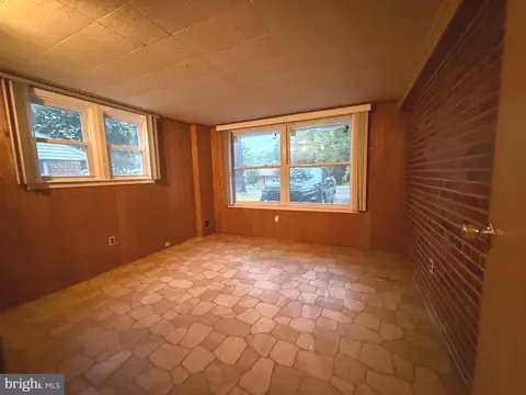 7319 Inzer St, Springfield, VA 22151 photo 13