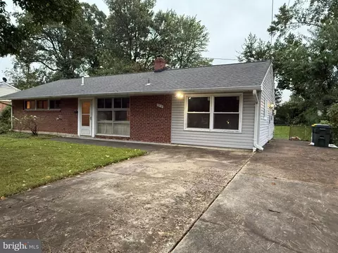 7319 Inzer St, Springfield, VA 22151 photo 3