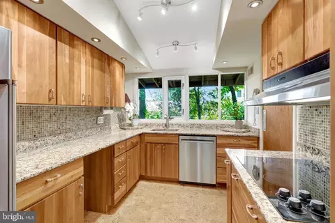 Kitchen - 6655 Chilton Ct, Mclean, VA 22101 photo 1 of 4