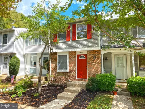 8422 Red Eagle Ct, Lorton, VA 22079 photo 2