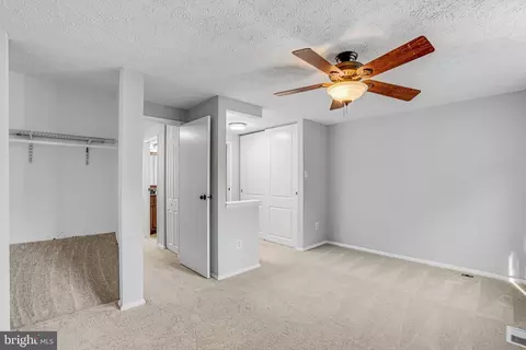 8422 Red Eagle Ct, Lorton, VA 22079 photo 17