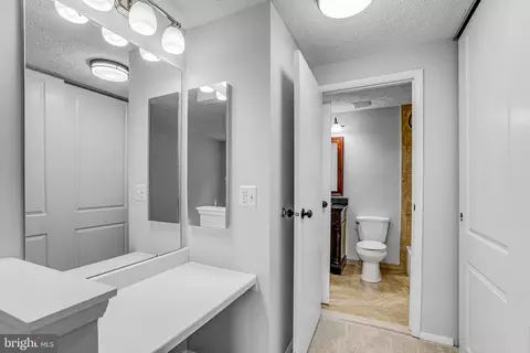 8422 Red Eagle Ct, Lorton, VA 22079 photo 19