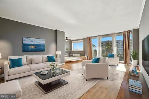 2059 Huntington Ave #707, Alexandria, VA 22303
