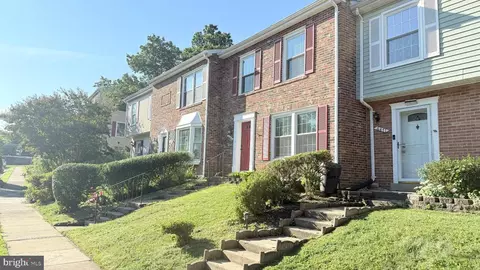 6469 Rockshire Ct, Alexandria, VA 22315