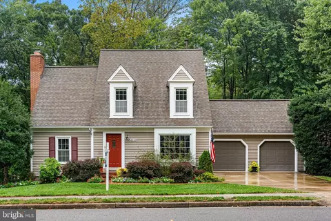 9226 Northedge Dr, Springfield, VA 22153
