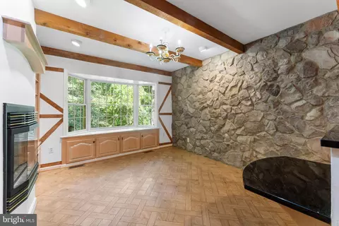Living - 1560 Forest Villa Ln, Mclean, VA 22101 photo 9 of 9