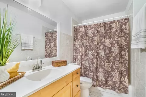 8006 Northumberland Rd, Springfield, VA 22153 photo 28
