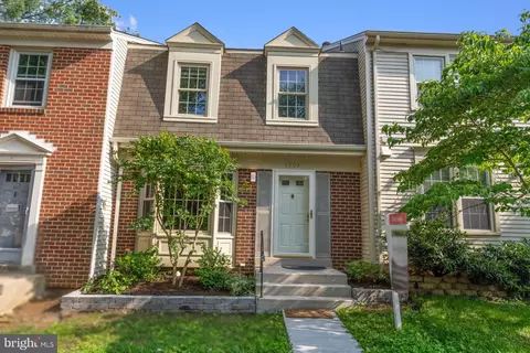 5503 Akridge Ct, Fairfax, VA 22032