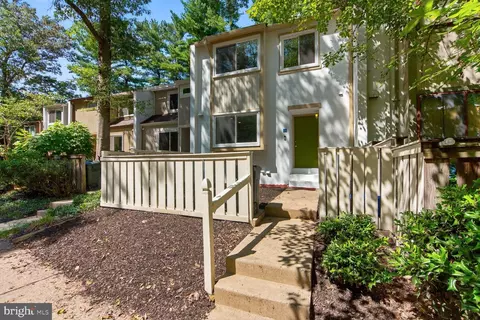 11690 Generation Ct, Reston, VA 20191