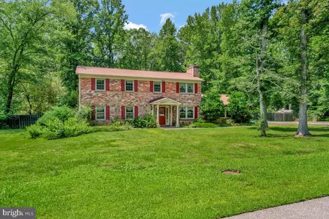 10524 Anita Dr, Lorton, VA 22079