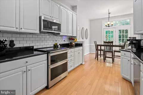 6347 Simmer Cir, Springfield, VA 22150 photo 21