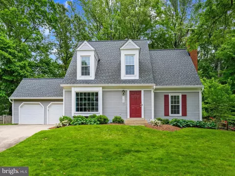 7753 Northedge Ct, Springfield, VA 22153