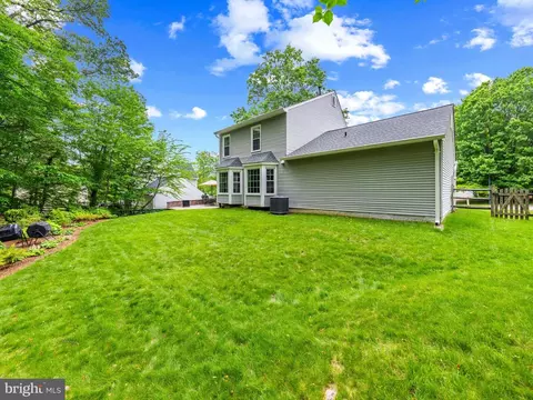 Exterior - 7753 Northedge Ct, Springfield, VA 22153 photo 6 of 9