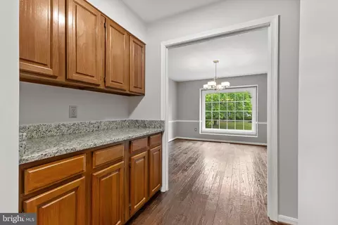 Entry Way - 7753 Northedge Ct, Springfield, VA 22153 photo 2 of 5