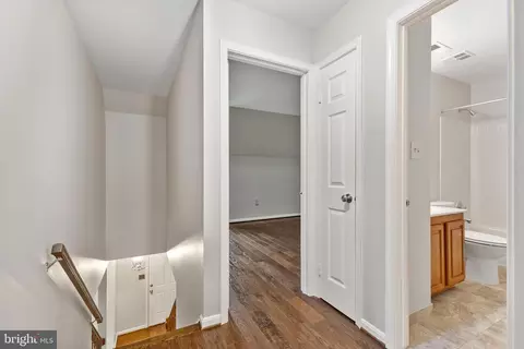 Entry Way - 7753 Northedge Ct, Springfield, VA 22153 photo 5 of 5
