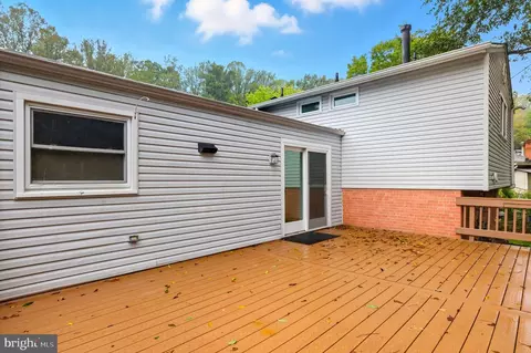 Exterior - 6613 Holford Ln, Springfield, VA 22152 photo 5 of 13