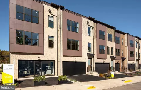 1620 Fellowship Sq, Reston, VA 20190