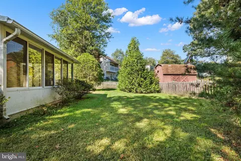 8812 Skyron Pl, Springfield, VA 22153 photo 39
