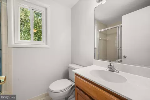 8812 Skyron Pl, Springfield, VA 22153 photo 33