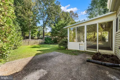 8812 Skyron Pl, Springfield, VA 22153 photo 36