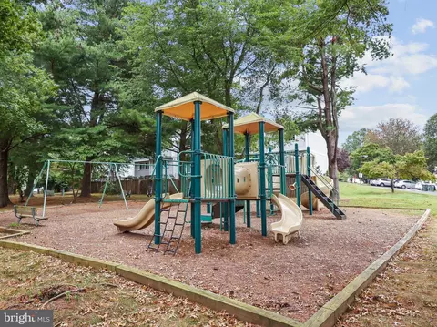 1640 Barnstead Dr, Reston, VA 20194 photo 35
