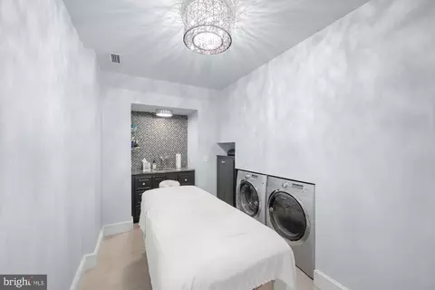 1880 Virginia Ave, Mclean, VA 22101 photo 44