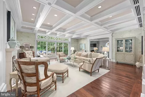 1880 Virginia Ave, Mclean, VA 22101 photo 10