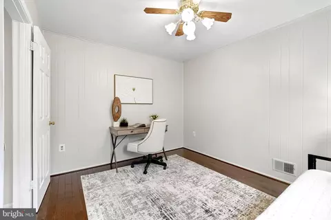 8901 Judson Ct, Burke, VA 22015 photo 21