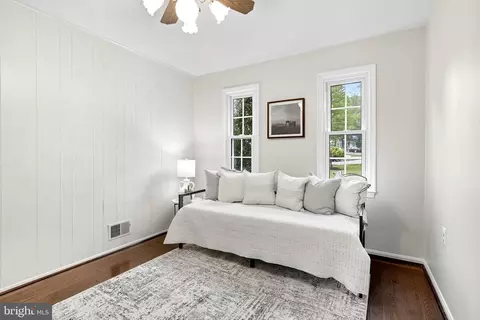 8901 Judson Ct, Burke, VA 22015 photo 20