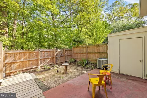 Exterior - 6517 Orono Ct, Springfield, VA 22152 photo 5 of 7