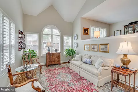 Living - 1477 Hampton Hill Cir, Mclean, VA 22101 photo 1 of 8