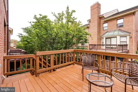 Exterior - 1477 Hampton Hill Cir, Mclean, VA 22101 photo 6 of 12