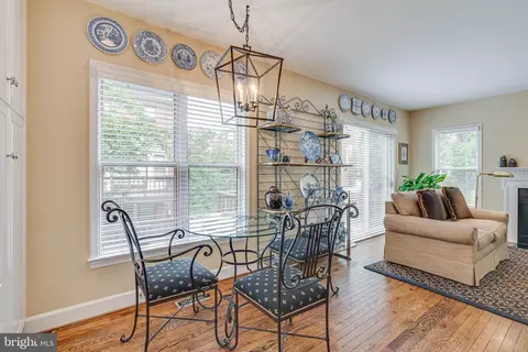 Dining - 1477 Hampton Hill Cir, Mclean, VA 22101 photo 5 of 5