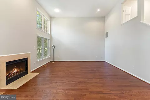 Living - 6501 Legendgate Pl, Burke, VA 22015 photo 3 of 7