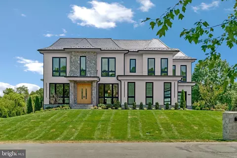 5265 Chandley Farm Cir, Centreville, VA 20120