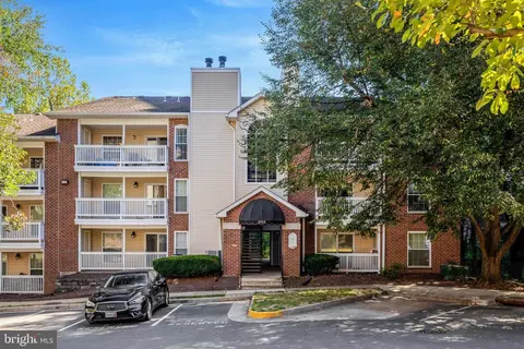 1515 Lincoln Way #303, Mclean, VA 22102