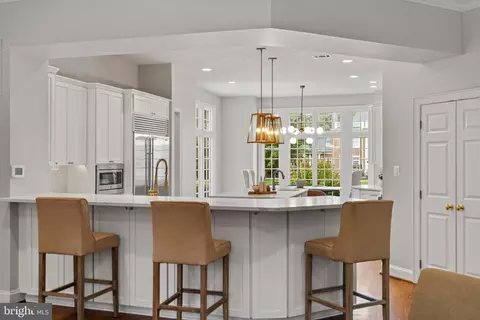 Kitchen - 7795 Glenhaven Ct, Mclean, VA 22102 photo 5 of 6
