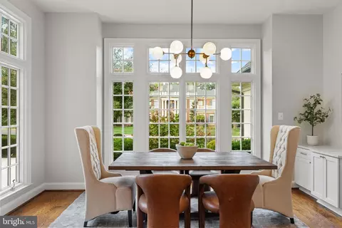 Dining - 7795 Glenhaven Ct, Mclean, VA 22102 photo 3 of 4