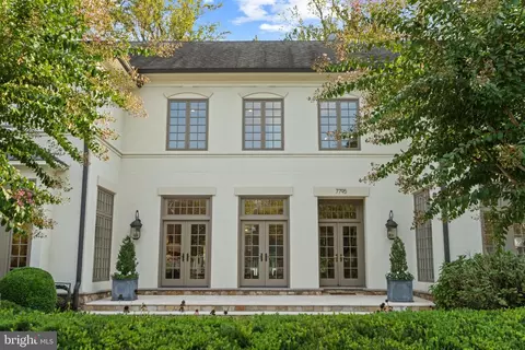Exterior - 7795 Glenhaven Ct, Mclean, VA 22102 photo 8 of 23